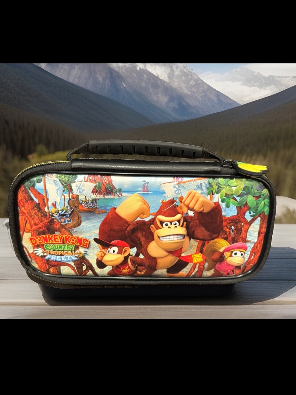 Nintendo Switch Donkey Kong Country Tropical Freeze Protective Carry Case 10”x5